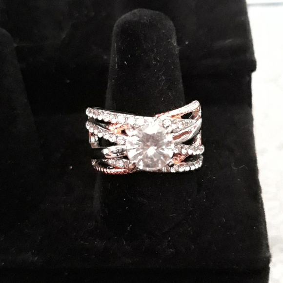 Jewelry - Ring